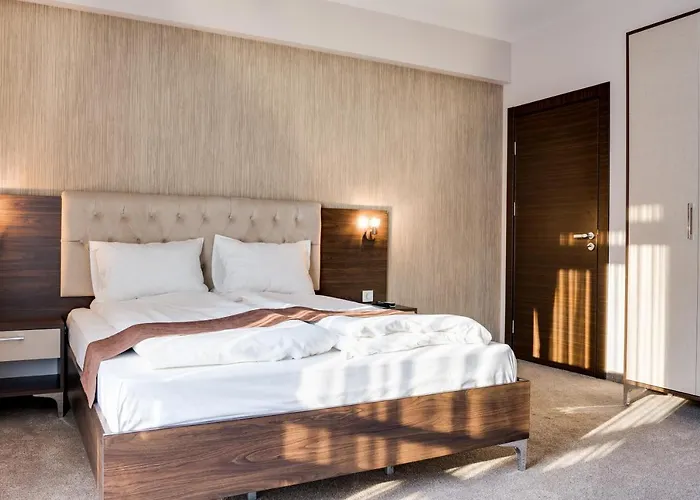 Family Lilium Hotell *